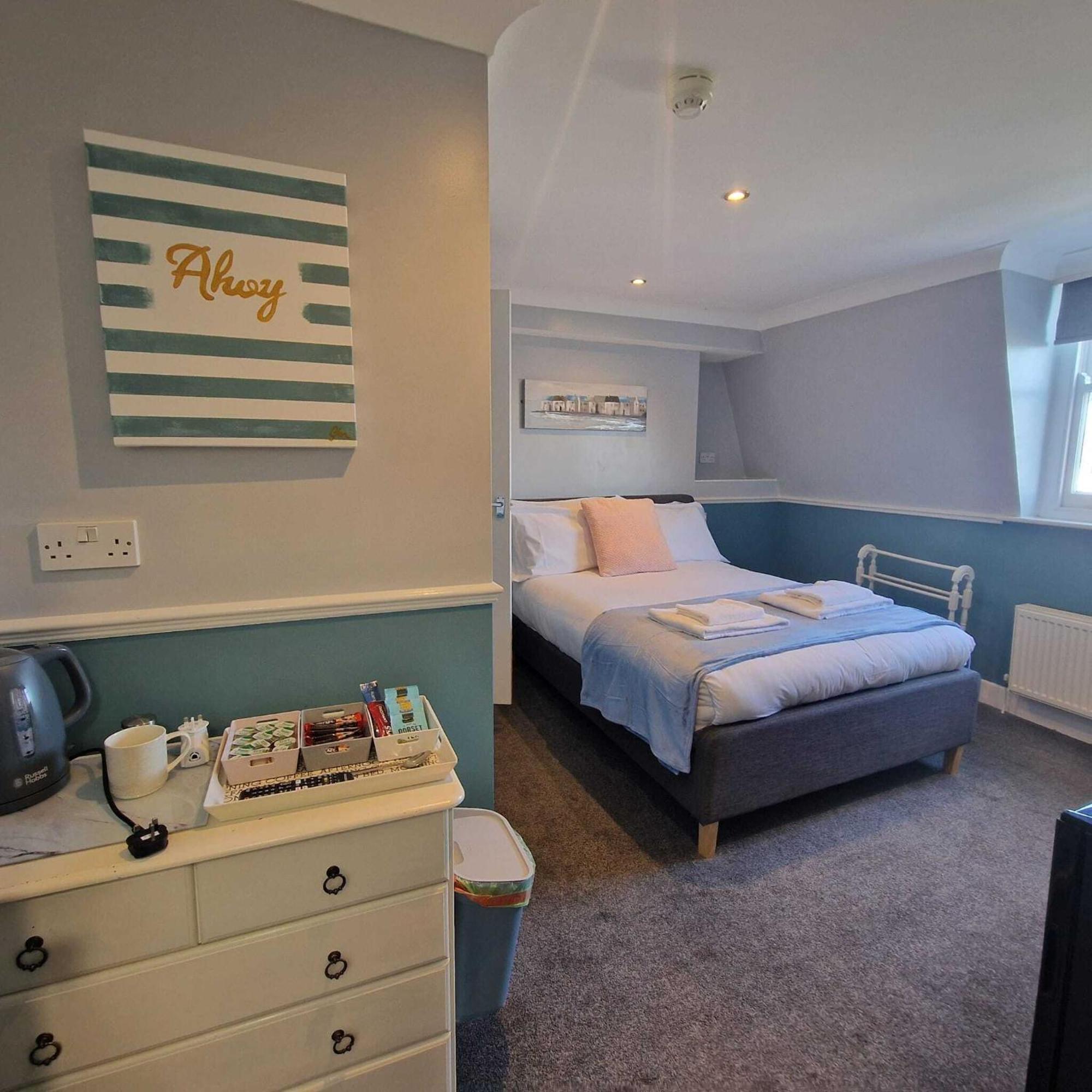 Bayliss Hall Guesthouse 웨이머스만 외부 사진