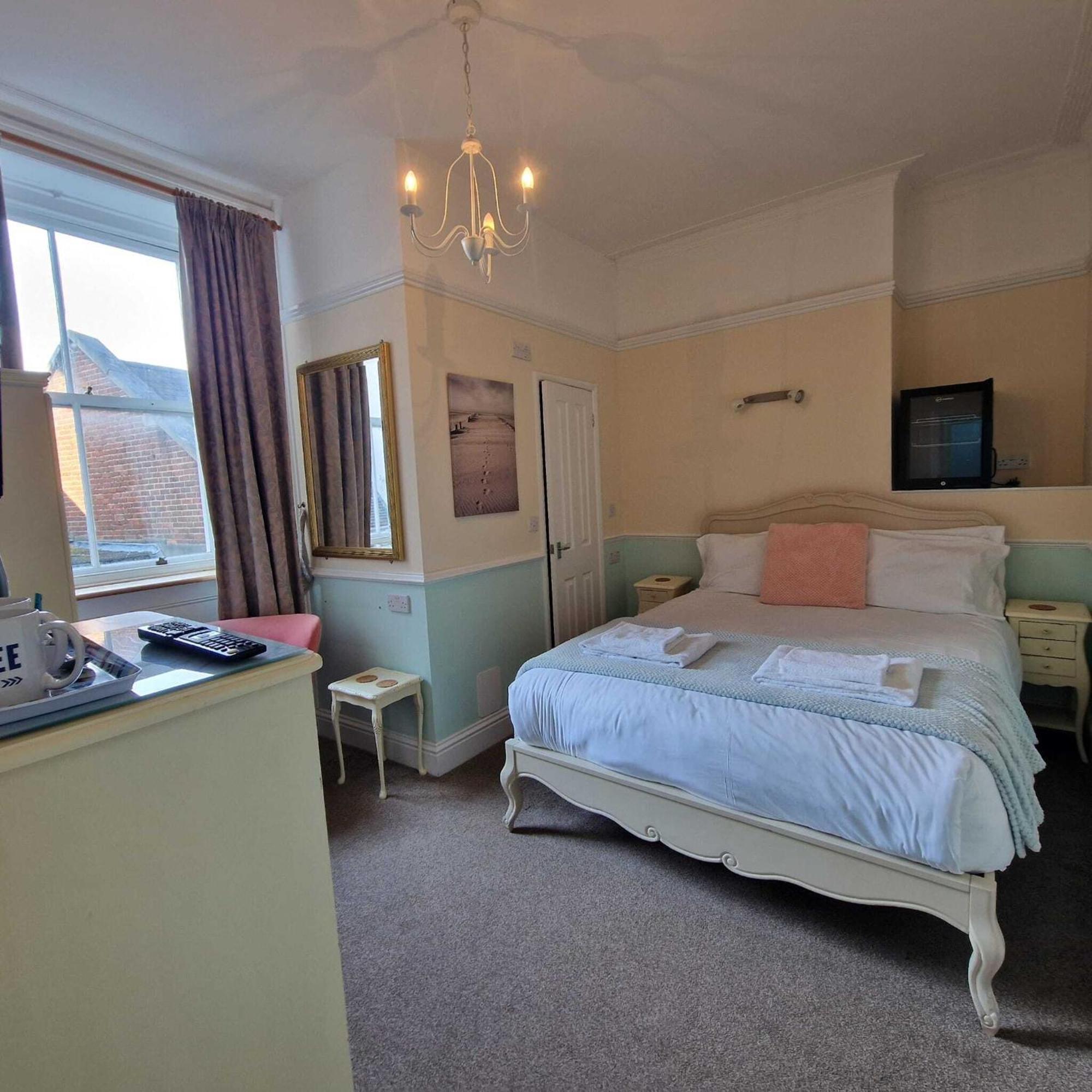 Bayliss Hall Guesthouse 웨이머스만 외부 사진